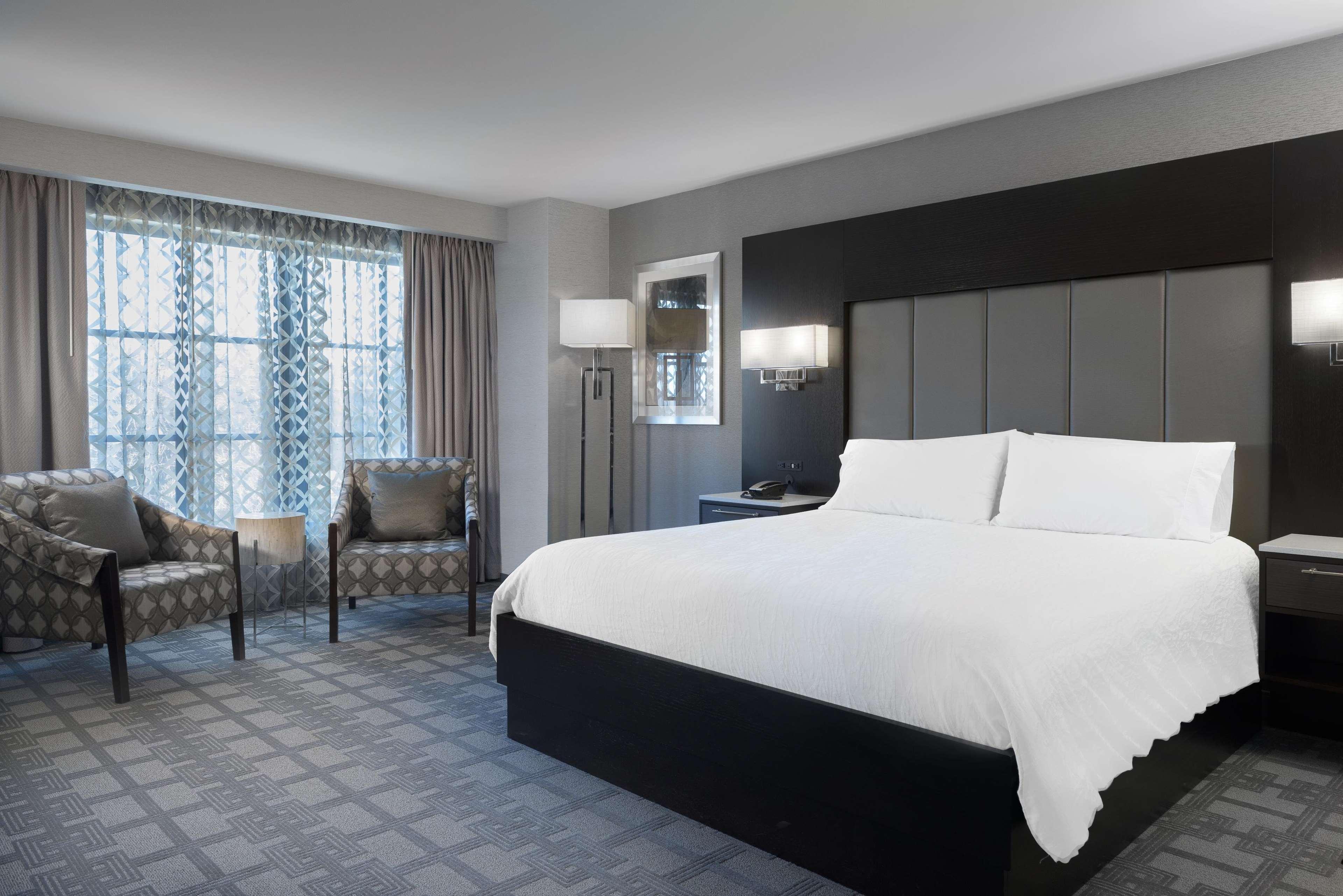 Hilton Garden Inn Portsmouth Downtown Extérieur photo