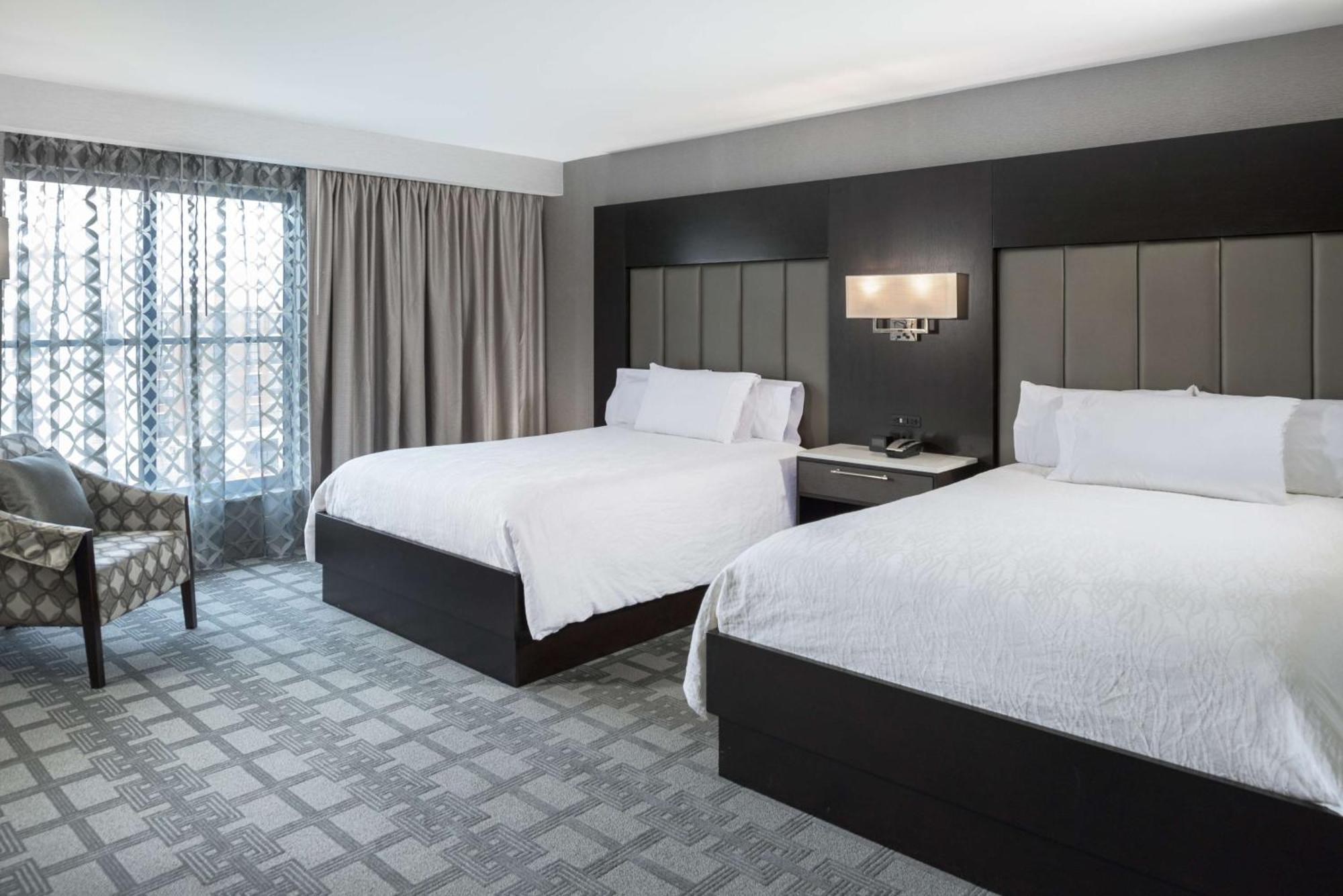 Hilton Garden Inn Portsmouth Downtown Extérieur photo