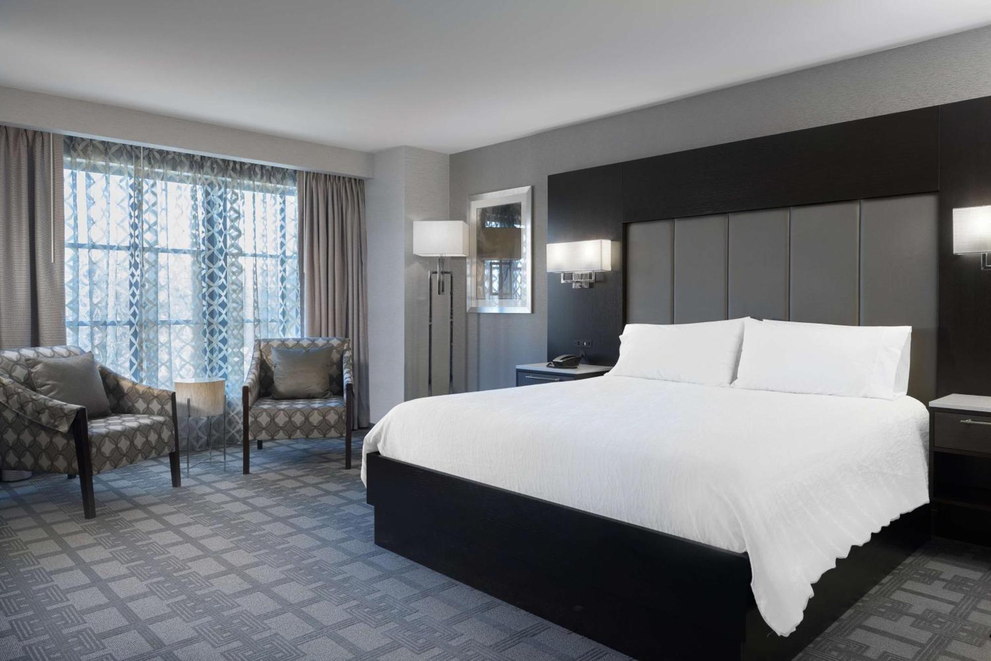 Hilton Garden Inn Portsmouth Downtown Extérieur photo