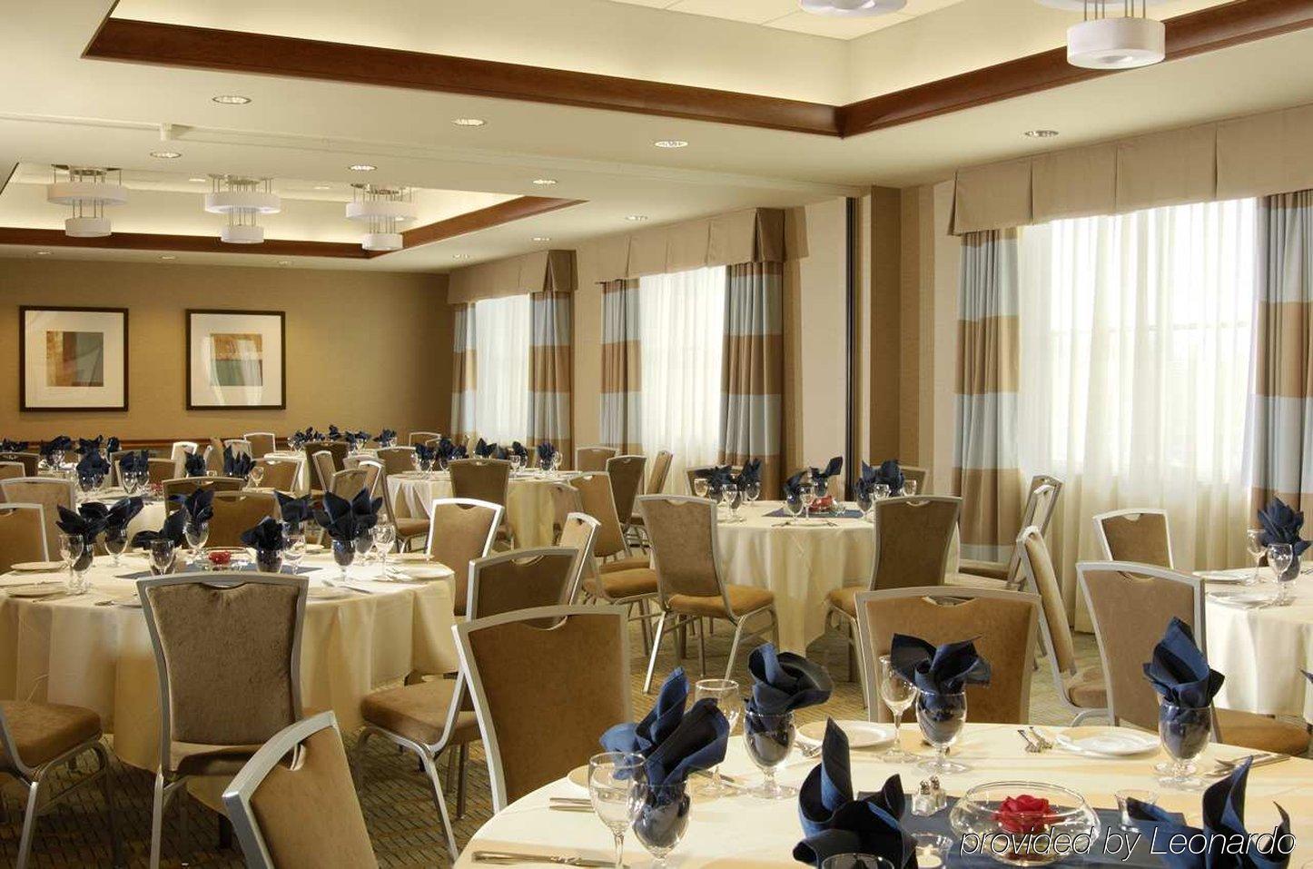 Hilton Garden Inn Portsmouth Downtown Restaurant photo
